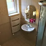 Goscinne W Dolinie Szczescia *